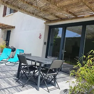 https://la-pierrina-chamois-appart-3-toiles.hotels-rhonealpes.com