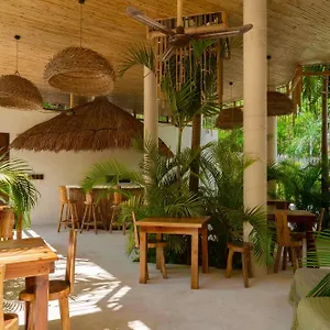 https://muuk-tulum-beautiful-swim-up-studio-with-private-terrace.quintano-roohotels.com